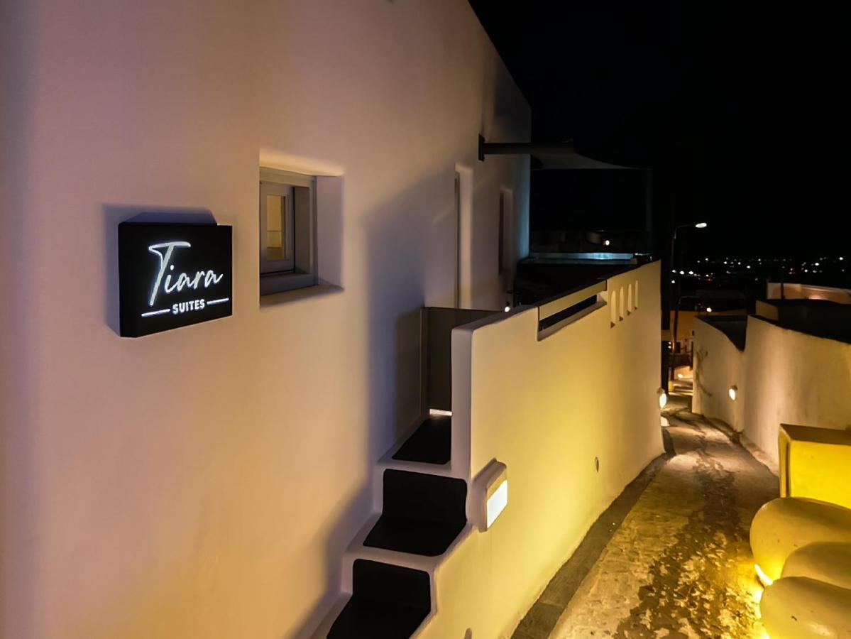 Tiara Suites Santorini Фира Екстериор снимка